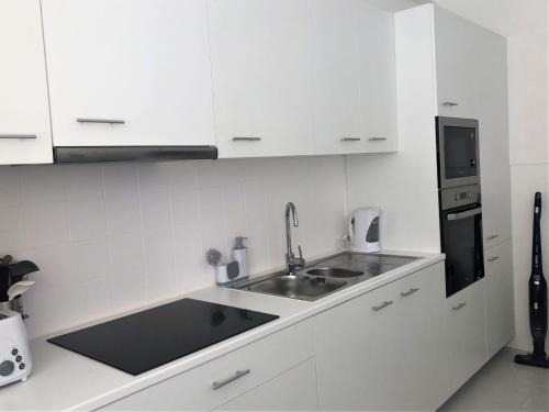 Consolacao Apartment | Pet-Friendly Apartment in Peniche with Great Guest Rating