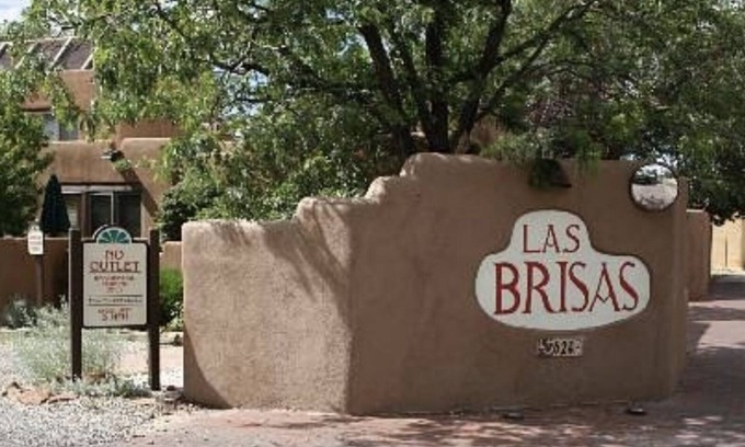 South Capitol Condo | Authentic Adobe Retreat near Santa Fe Plaza - Rated 10/10