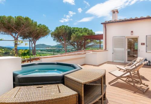 Campo nell'Elba Bed & Breakfast | Scenic B&B Arcipelago with Oceanfront Views & Spa