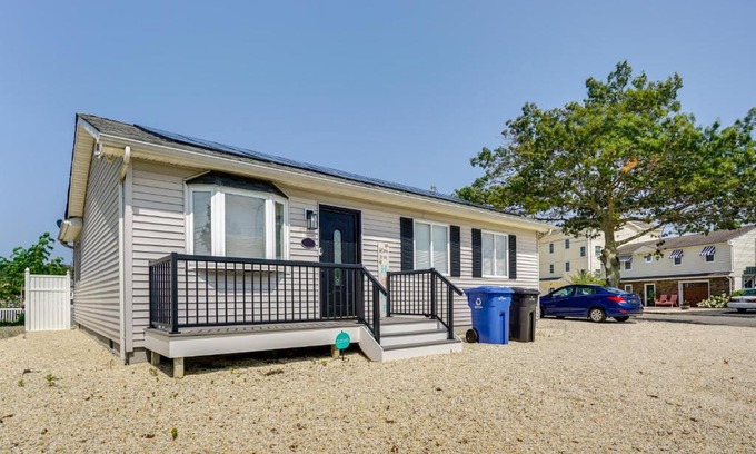 Beach Haven West House | Beach Haven West Home: Oceanfront Bliss Just 1 Mile Away