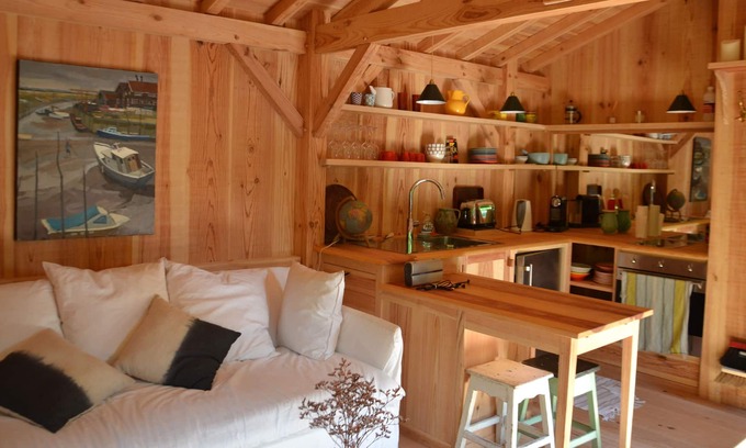 Cap-Ferret Cabin | Inviting Cabanon Steps from Cap Ferret Market with Kitchen