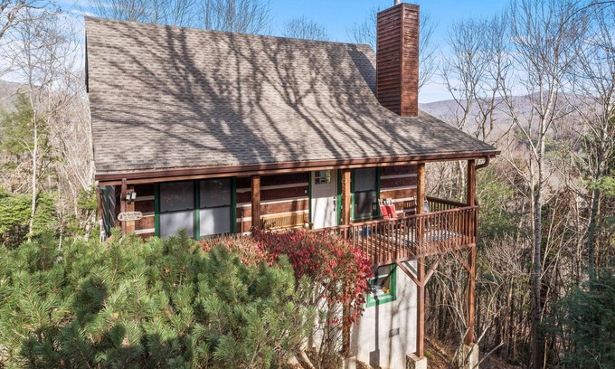 Foscoe Cabin | Charming Cabin in Private Setting