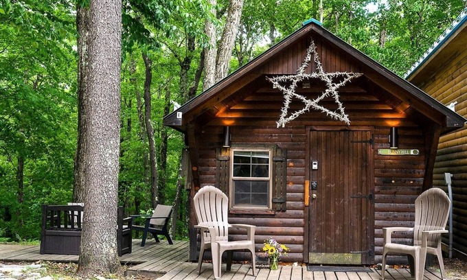 Warren Cabin | Delightful Cabin Steps from Sugarbush Resort's Base