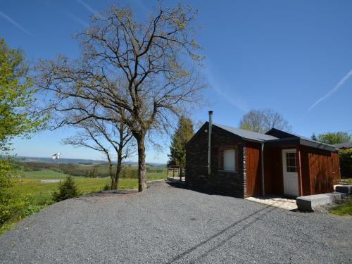 The Ardennes Ski Chalet | Charming Chalet in Vielsalm with Garden & Family-Friendly Features