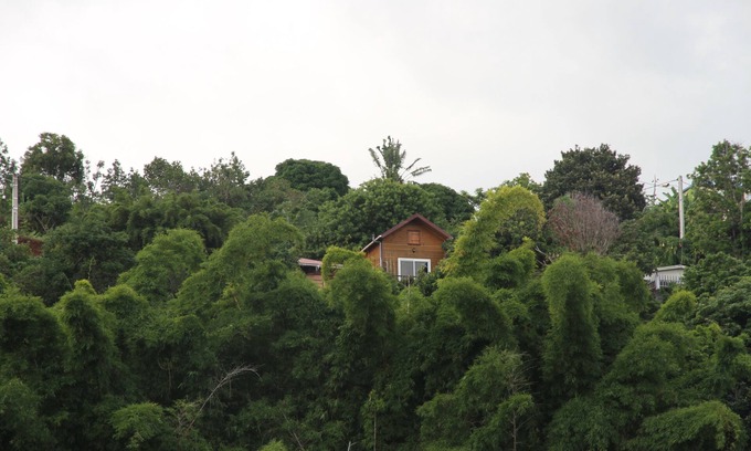 Ravine des Citrons Ski Chalet | Ocean View Chalet with Kitchen & 9.8/10 Guest Rating