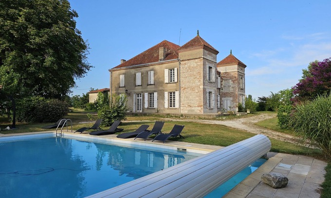 Golfech Other | Elegant Chateau with Heated Pool and Family-Friendly Amenities