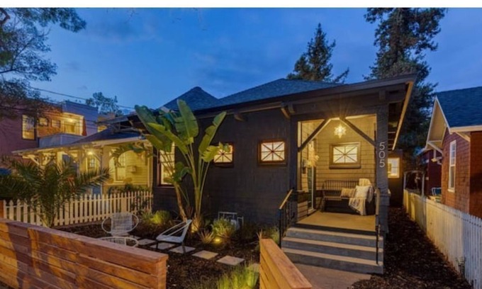Petaluma House | Chic Craftsman Hotel in Downtown Petaluma - Top-Rated Stay