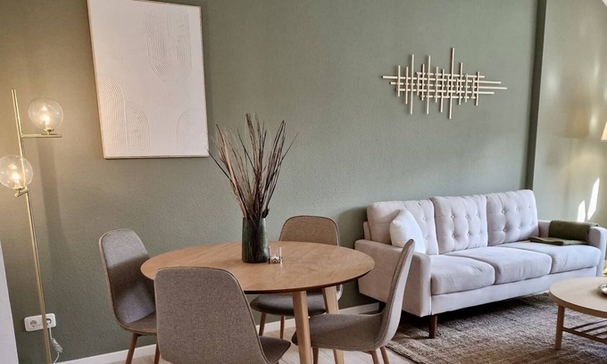 Holsterhausen Apartment | Charming city apartment - close to the trade fair