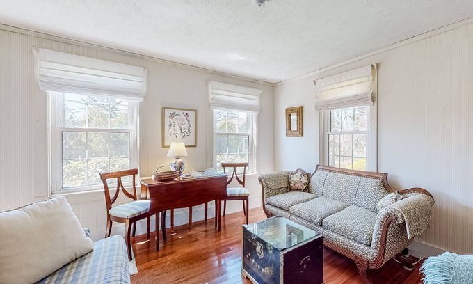 West Boothbay Harbor House | Coastal Cottage with High-Speed WiFi & Lake View Amenities