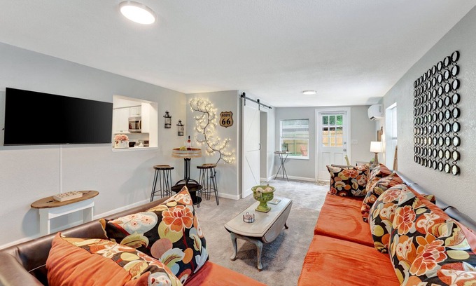 Largo House | Beachside Retreat with Ocean View and Pool Amenities