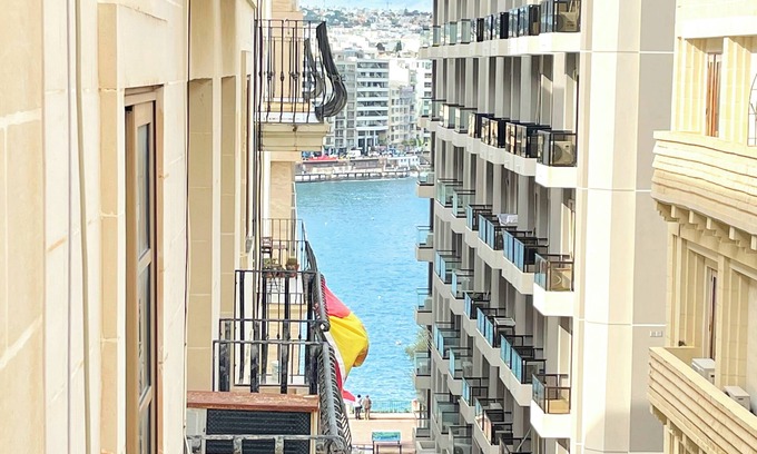 Tower Road Apartment | Charming Coastal Suite in Cosmopolitan Sliema