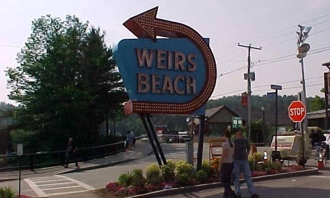 Weirs Beach Condo | Spacious Condo for 8: Ski Gunstock & Enjoy the Lake