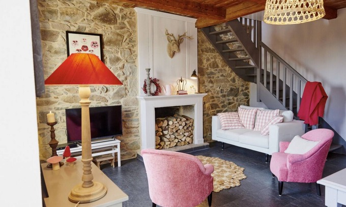 Saint-Quay-Perros House | Inviting Cottage With Ocean Views in Perros-Guirec