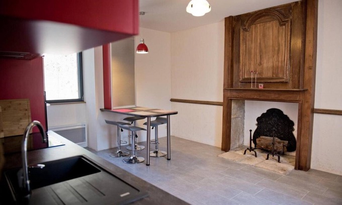 Cavagnac House | Cozy Cottage for 8 with Pool and Family-Friendly Amenities