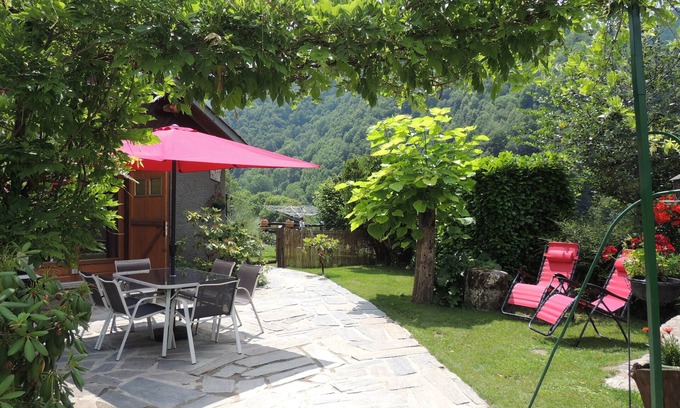 Boutx Cottage | Cozy Cottage Near Le Mourtis with Family-Friendly Amenities