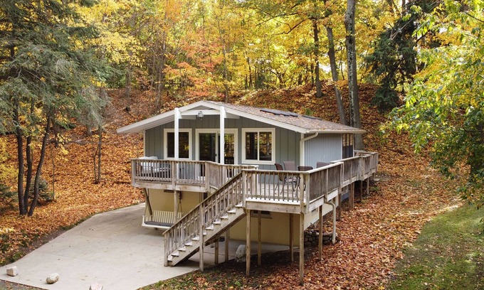 Mears Cottage | Charming cottage steps away from Lake Michigan and Silver Lake Sand Dunes