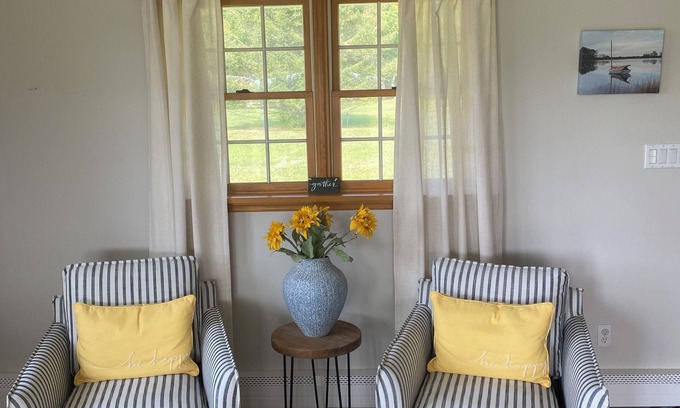 Orient House | Idyllic Farmhouse with Pool and Ocean Views in Orient