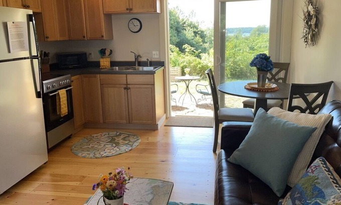 Orrs Island Condo | Relax in Coveside Condo #3: Amenities for Every Traveler