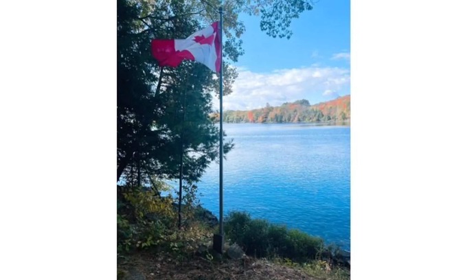 Minden Cottage | Guest Rated: 10/10 Waterfront Cottage with Pool & Lake View