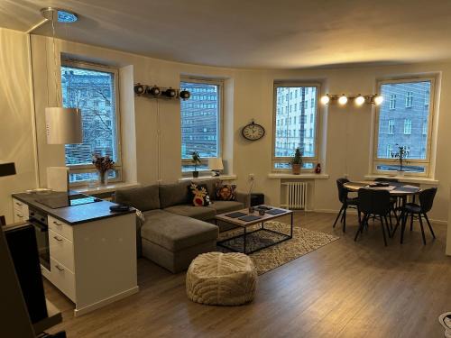 Kamppi Apartment | Charming & Cozy Apartment in Downtown