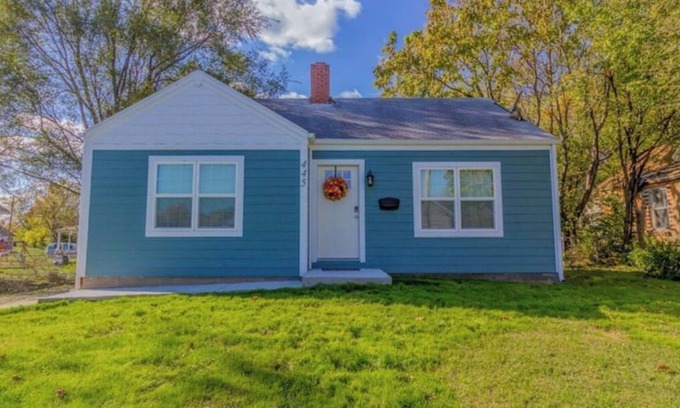 Lebanon House | Beautiful Craftsman Home Near State Parks - Pet Friendly & Cozy