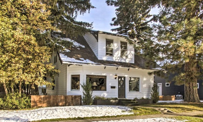Garden District House | Inviting Downtown Coeur d'Alene Home with Yard & Ocean View