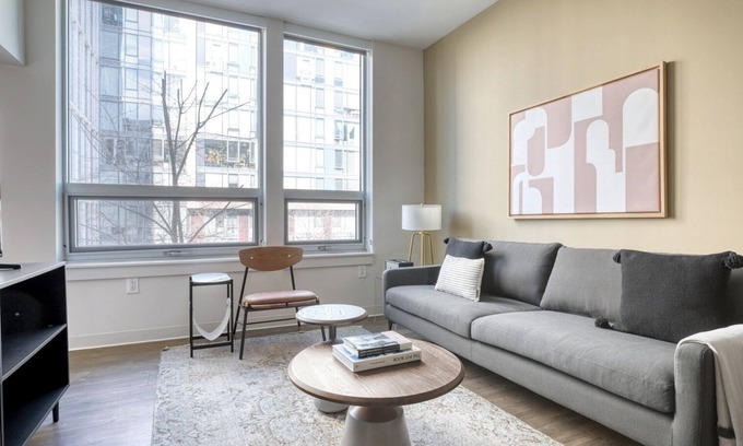 East Cambridge Apartment | Modern East Cambridge 1BR with Gym & Pet-Friendly Perks