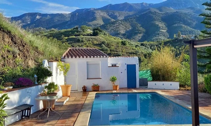 Canillas de Aceituno House | Inviting Country House with Ocean View and Pool Access