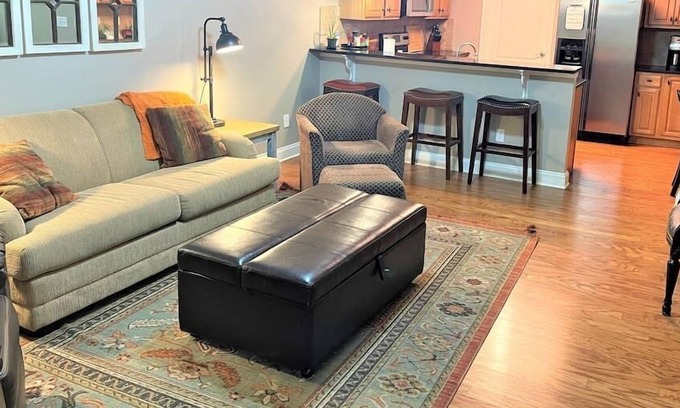 Auburn Apartment | Charming Family Friendly Condo in Ideal Location