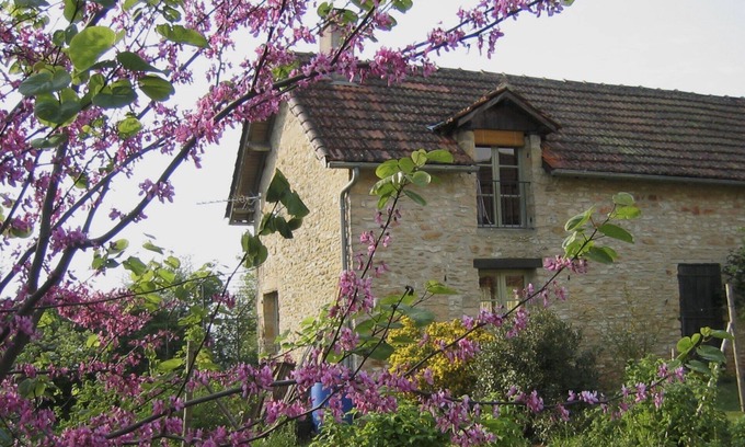 Sarlat-la-Caneda House | Idyllic Farmhouse Retreat in Black Périgord, Near Sarlat
