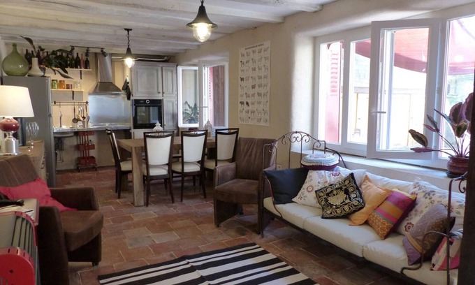 Vicq Cottage | Cozy Gite Vicq: Ideal for Families with Kitchen Amenities