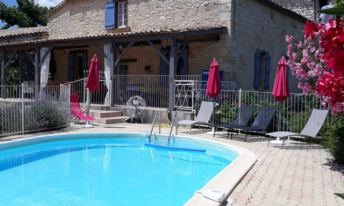 Rampieux Cottage | Gite Rampieux: Family-Friendly Retreat with Private Pool
