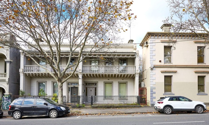 Fitzroy House | Artful Fitzroy Retreat: Family-Friendly with Great Amenities