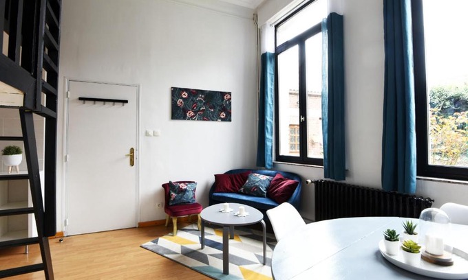 Bethune Apartment | Convenient Flat in the Heart of Béthune - Welkeys