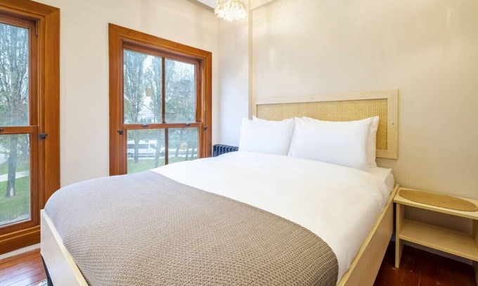 Balat Apartment | Charming Flat in Central Balat