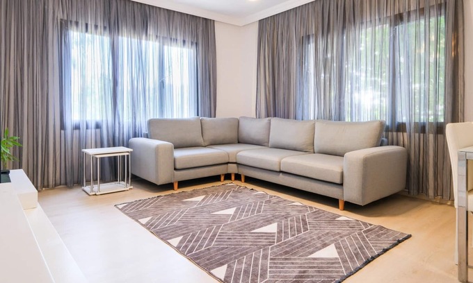 Ozbek Koyu Villa | Charming Flat w Balcony 15 min to Urla Art Street