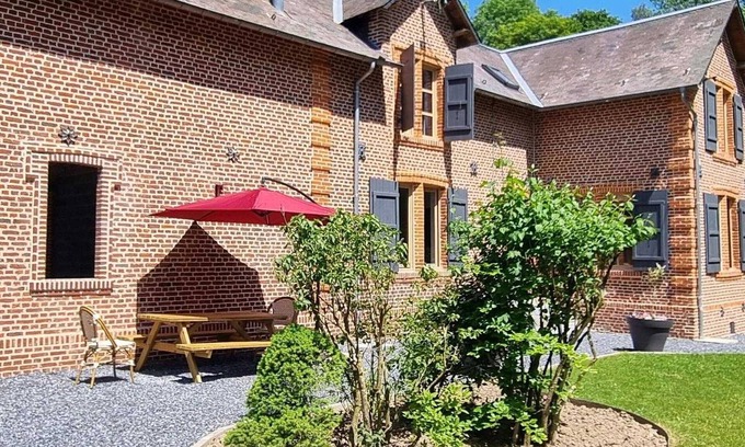 Boussois Cottage | Gite Fontenelle: Ideal Retreat for Families with Pets