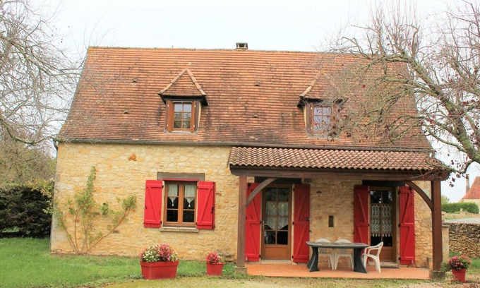 Cenac-et-Saint-Julien Cottage | Cozy Gite Cénac-et-Saint-Julien with Spa and Pet-Friendly Options