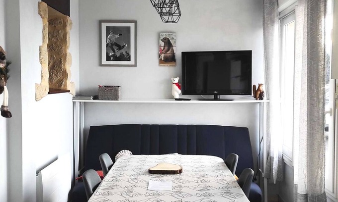 Font-Romeu-Odeillo-Via Apartment | Cozy 2-Bedroom Apartment in Font-Romeu with Spa Access