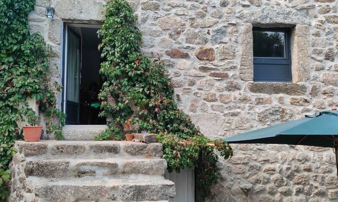 Malarce-sur-la-Thines House | Cozy Thines Valley Retreat - Pet & Child Friendly Getaway