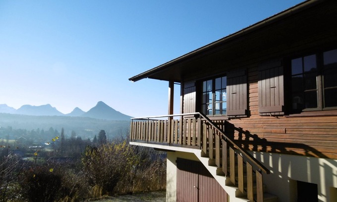 Menthon-Saint-Bernard Ski Chalet | Scenic Chalet with Lake Views and Spa Near Annecy