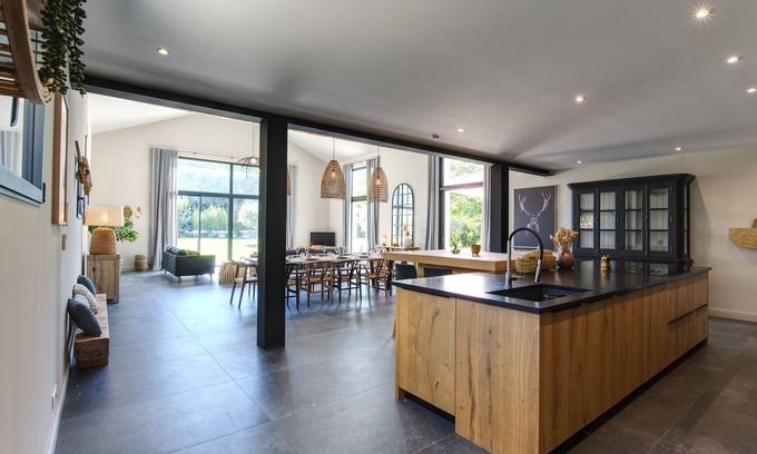 St.-Remy-de-Provence Ski Chalet | Relaxing Retreat at Houses 1639 with Family-Friendly Amenities