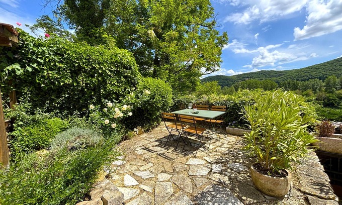 Saint-Vincent-de-Cosse House | CHARMING COTTAGE WITH GATED GARDEN AND VIEWS OVER THE DORDOGNE NEAR BY BEYNAC