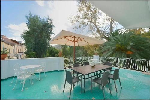 Ischia Porto Apartment | Oceanview Family Retreat: Ideal for Memorable Getaways