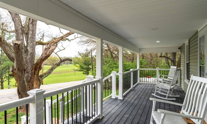 West Lafayette House | Renovated Home Close to Purdue - Pet & Child Friendly