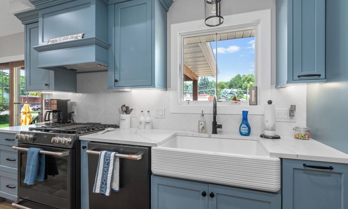 Le Claire House | Ideal Getaway Steps from Downtown LeClaire, Iowa