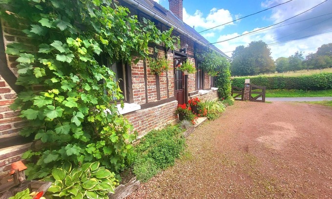 Parfondeval House | Charming gite in idyllic village - Beau Village