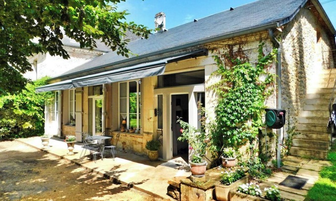 Prayssac House | Charming Gîte with private pool, garden and terrace in the heart of Prayssac