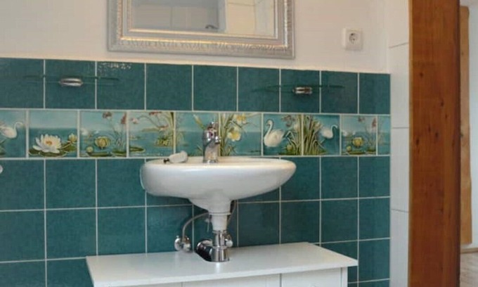 Bad Saarow Apartment | Idyllic Guest House with Ocean View and Pet-Friendly Perks