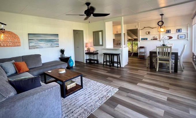 Waialee House | Cozy Haleiwa Cottage Near Pristine Beach and Ocean Views